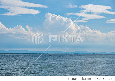 Lake Biwa scenery, Kitakomatsu, Otsu City, Shiga Prefecture Lake Biwa scenery, Kitakomatsu, Otsu City, Shiga Prefecture 130939098