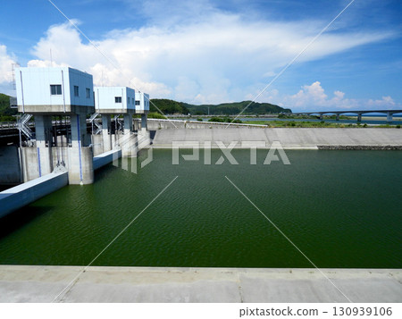 蓮助川防潮閘防止海水從河口入侵 130939106