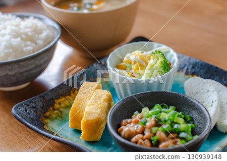 Japanese breakfast of rice, miso soup and side dishes 130939148
