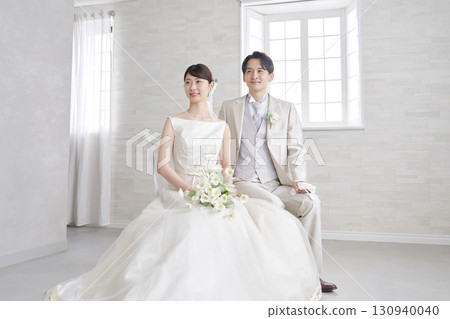 Bride and groom portrait Bride and groom portrait 130940040