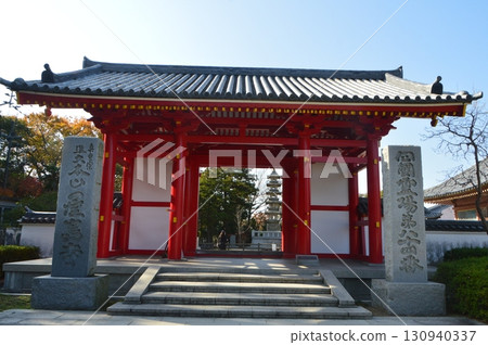 Yashima Temple（Niomon）的山門（Yajima Higashimachi Jagoshima，Takamatsu City，Kagawa Prefecture） 130940337