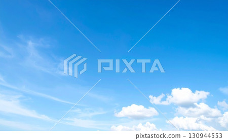 藍天和白色雲彩 藍天和白色雲彩 130944553
