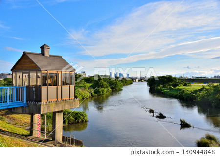 Aichi Prefecture, Kasugai City, the confluence of the Hatta River and the Shonai River Aichi Prefecture, Kasugai City, the confluence of the Hatta River and the Shonai River 130944848