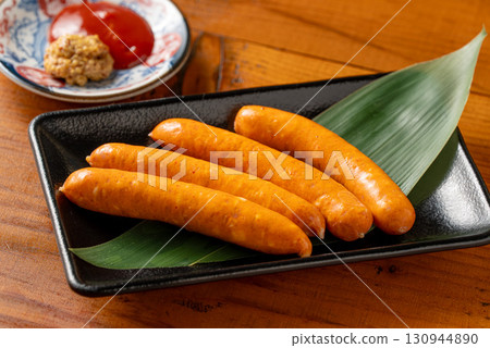 烤香腸和維也納香腸 130944890