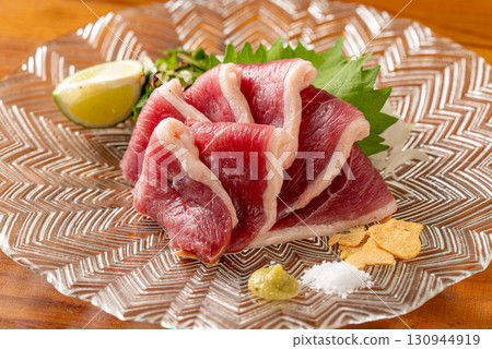 鴨肉刺身 130944919