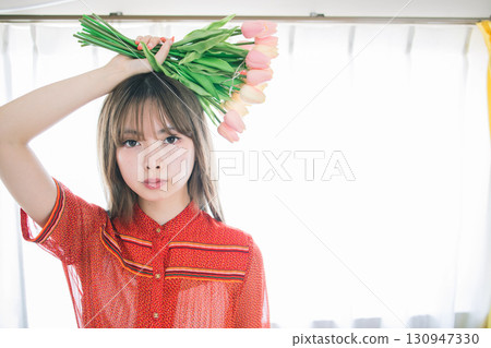 一束的女人 130947330
