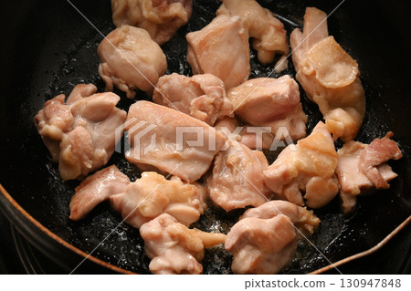 烤雞大腿 130947848