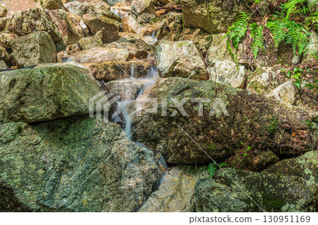 滋賀縣大津市北小松溪，位於楊柏瀑布下游 130951169