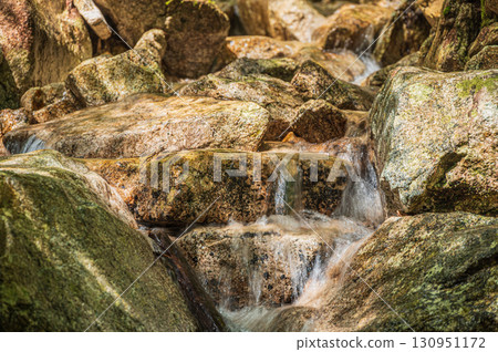 滋賀縣大津市北小松溪，位於楊柏瀑布下游 130951172