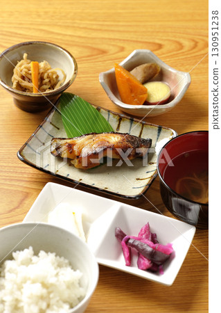 Sablefish grilled in Saikyo set meal Sablefish grilled in Saikyo set meal 130951238