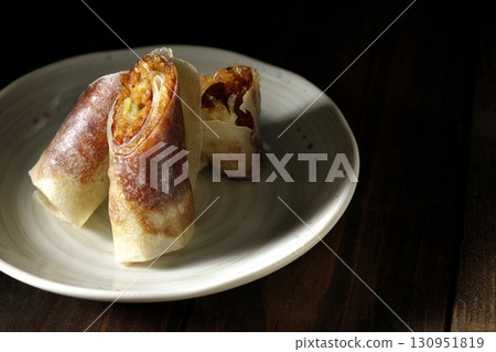 Peking duck 130951819