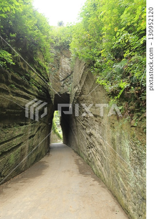 燈籠坡大師切割隧道(千葉縣富津市) 燈籠坡大師切割隧道(千葉縣富津市) 130952120