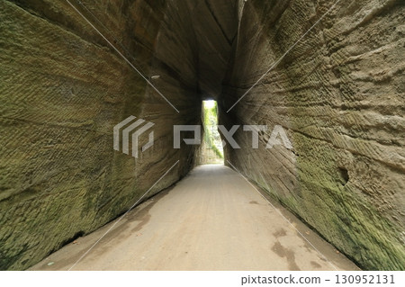 Lantern Slope Daishi's cutting tunnel (Futtsu City, Chiba Prefecture) 130952131