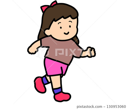 一個女孩帶著微笑跑 130953060