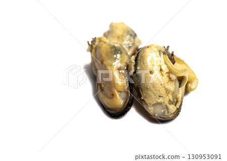 Close-up boiled mussels seafood, samui thailand 130953091
