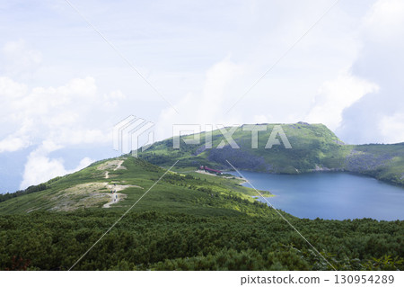 美麗的白馬禦池和山間小屋 130954289