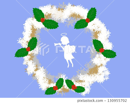 聖誕花環，上面有吹笛子的小天使的輪廓、雪、冬青、紅漿果 130955702