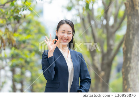 女性商務戶外OK 130956870