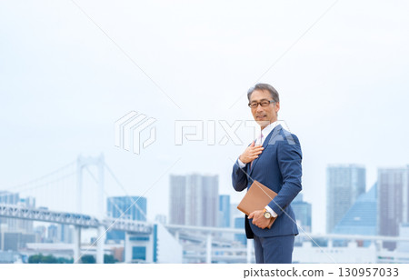 商人，建築物，眼鏡 130957033