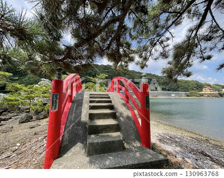 Inohanako Shrine, located between Lake Hamana and Lake Inohanako 130963768