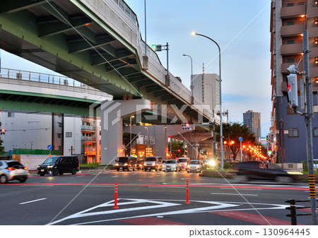 愛知縣名古屋市景觀：名道町十字路口 130964445