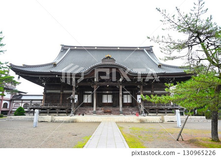 Honjoji Temple (Niigata Prefecture) Honjoji Temple (Niigata Prefecture) 130965226