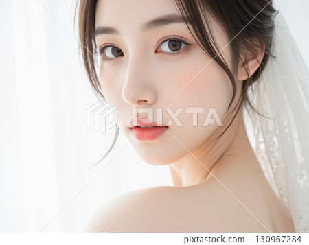 穿著婚紗的女人 130967284