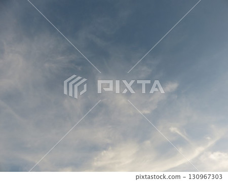 多雲的天空 130967303