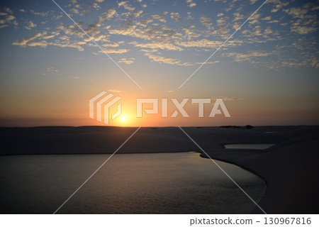 Beautiful sunset over the dunes, Lençóis 2 130967816