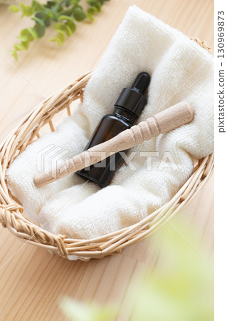 Acupressure sticks and aroma oils - acupressure goods 130969873