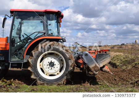 農用拖拉機 130973377