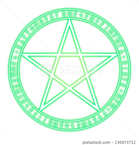 綠色發光符文和五角星魔法陣(透明背景) 綠色發光符文和五角星魔法陣(透明背景) 130973712
