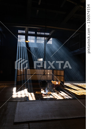 [Light beam material] A winter feature: The light beams of Okutani at Wakihonjin in Tsumago-juku [Nagano Prefecture] 130974554