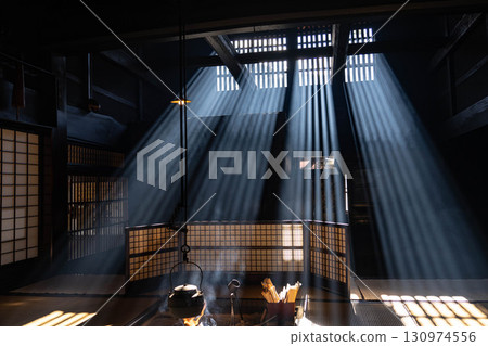 [光束素材] 妻子籠宿脅本陣奧谷的光束，冬季的特色【長野縣】 130974556