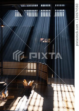 [Light beam material] A winter feature: The light beams of Okutani at Wakihonjin in Tsumago-juku [Nagano Prefecture] 130974560