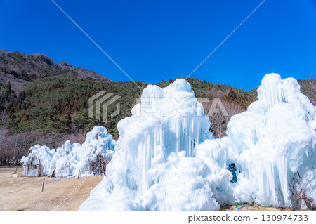 [富士山素材] 西湖冰節的霧凇與風景 [山梨縣] 130974733