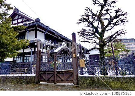 岐阜縣飛驒高山市高山市紀念館積雪 130975195