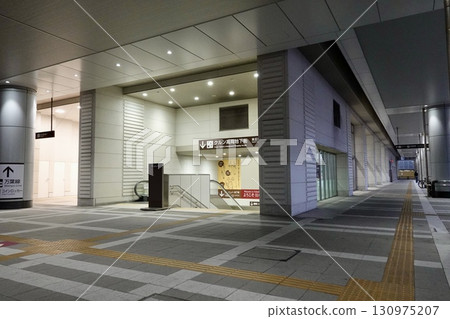 高岡站古城公園口(北口) - 富山縣高岡市地下街入口景觀 高岡站古城公園口(北口) - 富山縣高岡市地下街入口景觀 130975207