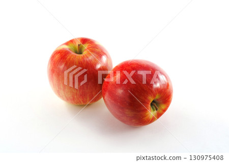 新鮮的蘋果 130975408