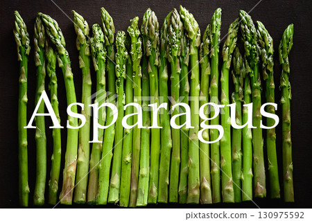 蘆筍排成一排，英語拼寫 130975592