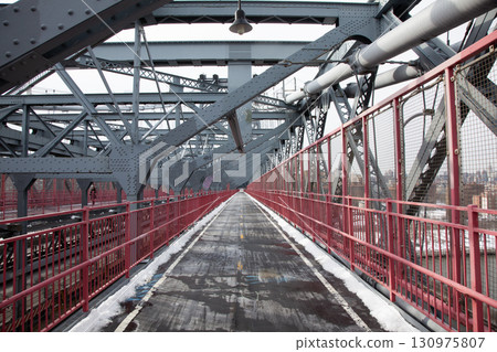 時尚的紐約城市景觀 130975807