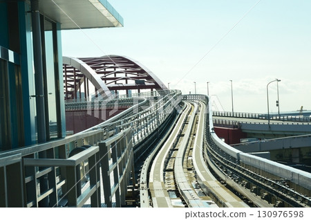 Kobe New Transit Port Island Line (Kobe City, Hyogo Prefecture) 130976598