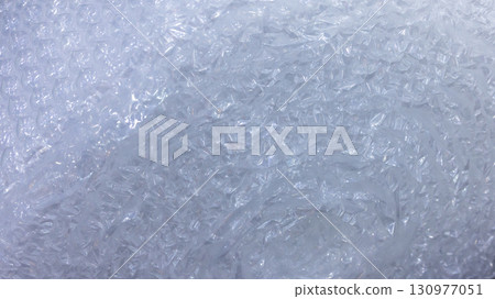 Air bubble wrap for Packaging, Transparent plastic bubble wrap, Plastic bubble wrap used for packing and protecting products from bumps and scratches. 130977051