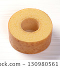奶酪Baumkuchen 130980561