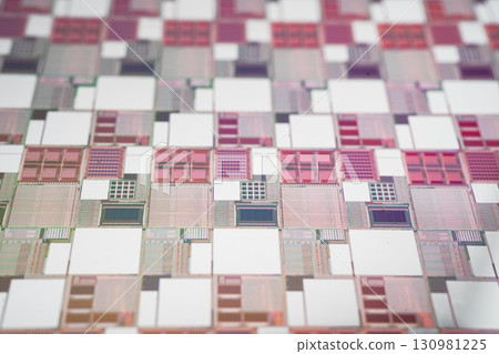 Silicon wafer for manufacturing semiconductor of integrated circuit. 130981225