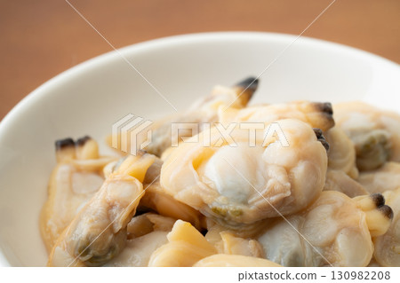 Close-up of boiled clams on a plate Close-up of boiled clams on a plate 130982208