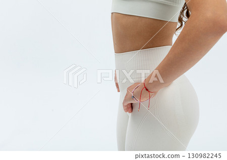 Discover a Stylish Workout Outfit Perfect for All Fitness Enthusiasts and Gym Lovers 130982245