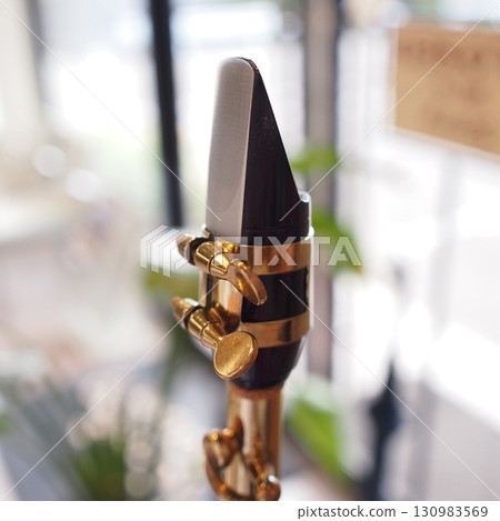 高音薩克斯風和帶有樹脂簧片的吹嘴 130983569