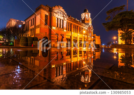 [Fukuoka Prefecture] Mojiko Retro - Night view on a rainy day 130985053
