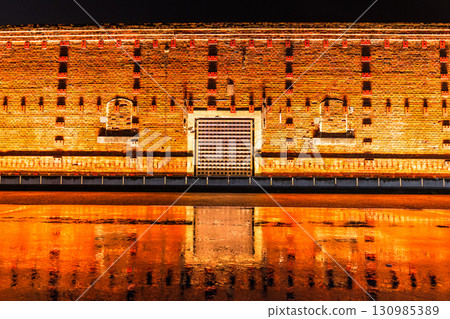 [Fukuoka Prefecture] Mojiko Retro - Night view on a rainy day 130985389